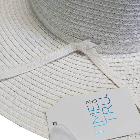 NWT Time And TRU Women's  Bundle Floppy Hat & Polka Dot Bandana - Picture 9 of 16